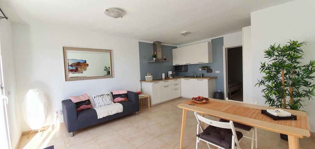 Apartamento Las Brisas Playa Blanca  Eksteriør bilde